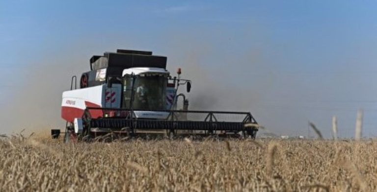 Руската EPT подписа споразумение за износ на 70 млн. зърно, бобови и маслодайни култури за Китай