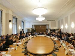 Държавни магазини