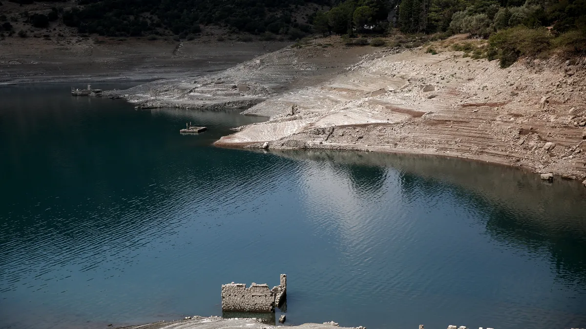 Атина пита за водите на Арда